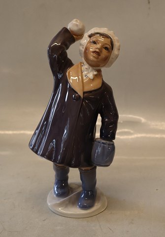 1180 Pige med snebold (DJ) 19 cm Dahl Jensen